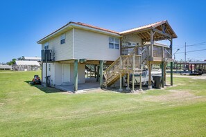 Interior - Port Sulphur Retreat w/ 2 Balconies & Bayou Access (Port Sulphur)