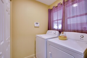 單棟房屋 (4 Bedrooms) | 內部