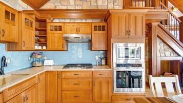 Cottage (3 Bedrooms) | Interior