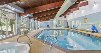 Convenient Winter Park Condo - 3 Mi to Resort!