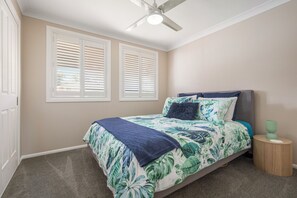 3 camere, ferro/asse da stiro, Wi-Fi gratuito