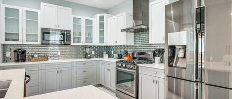 منزل (5 Bedrooms) | المنشأة من الداخل