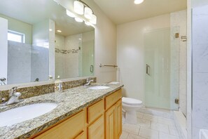 บ้านพัก (4 Bedrooms) | ภายใน