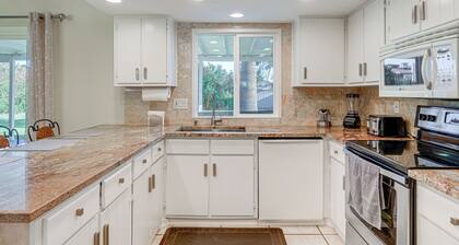 Mesa Home w/ Community Pools: Pets Welcome!