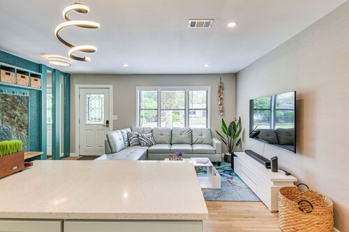 Fort Walton Beach Home: 3 Mi to Beach & Pier!