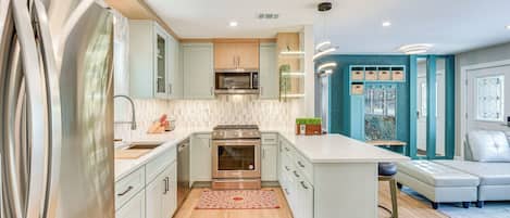 House (4 Bedrooms) | Interior