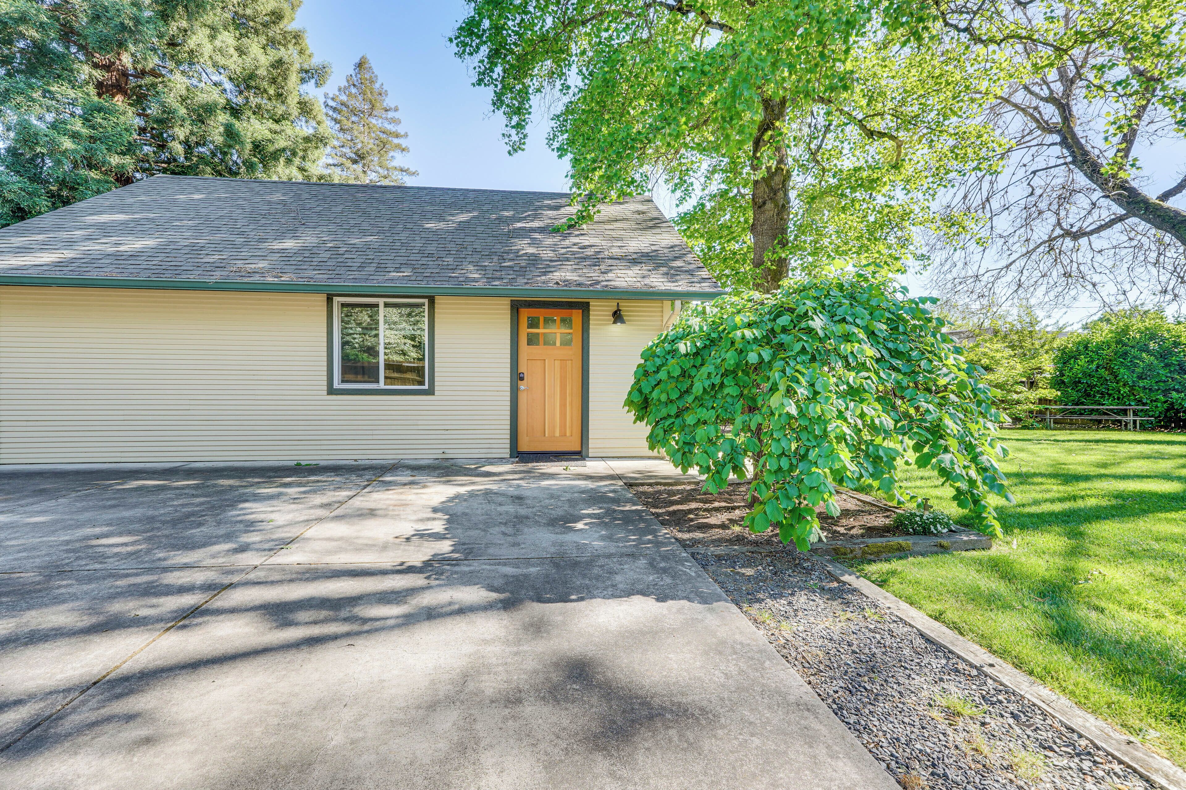 House (1 Bedroom) | Interior