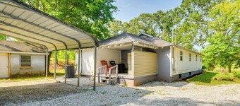 Seneca Vacation Rental w/ Grill Near Lake Hartwell