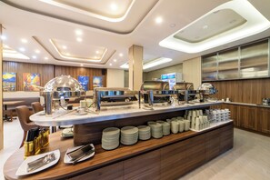 Desayuno bufé gratuito y diario