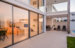 Terrace/patio - Rova luxury bay view apartment with private pool (Zidarici)