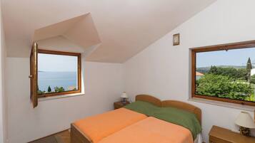 Apartment (Two-Bedroom Apartment with Balcony an) | 7 bedrooms, free WiFi