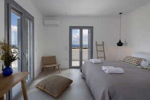 4 bedrooms - Morphe Villa (Paros)