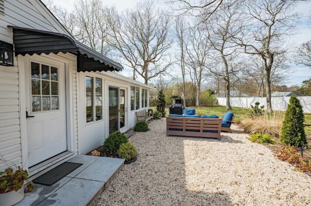 Cozy 4BR home, Near the beach