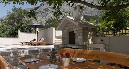 Villa Silencio mit Pool