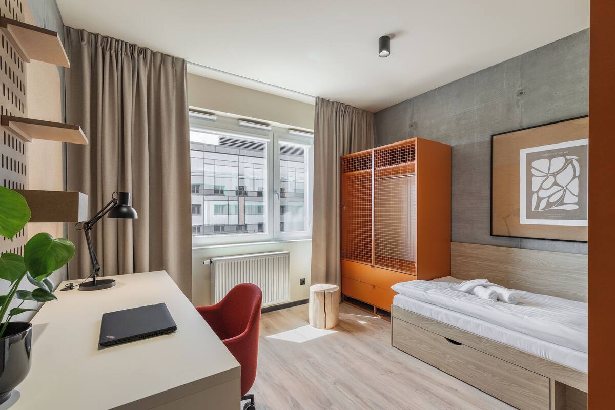 Deluxe studio | Een bureau, gratis wifi