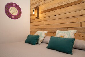 1 chambre, fer et planche Ă repasser, Wi-Fi gratuit, draps fournis