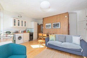 Smart TV, fireplace - Family Haven -Amazing Views-Heart of Hebden Bridge - Pass the Keys (Hebden)