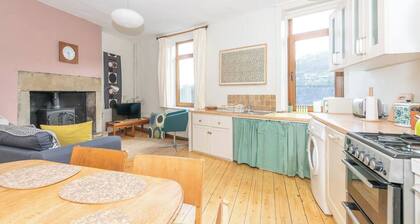 Pass the Keys | Family Haven -Amazing Views-Heart of Hebden Bridge