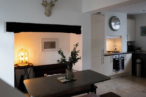 Interior - Chester Townhouse, Chester Townhouse (Chester)