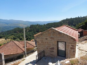 Property grounds - Chalet do Soajo - PNP Gerês (Soajo, Arcos de Valdevez)