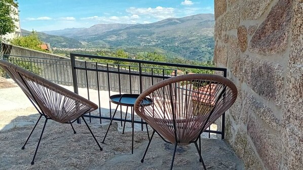 Terrace/patio - Chalet do Soajo - PNP Gerês (Soajo, Arcos de Valdevez)