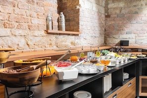 Daily buffet breakfast for a fee - EA Hotel Victoria (Prague)