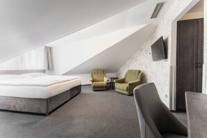 Coffres-forts dans les chambres, rideaux occultants, Wi-Fi gratuit