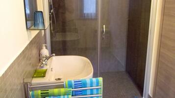 Appartement, vue jardin | Salle de bain