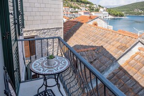 Balcony - Apartments Sonja (Pucisca)