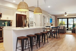 Condo, 2 camas Queen size (Club at Mexico Beach 1L Mermaid's Ret) | Cocina privada | Horno y tostadora