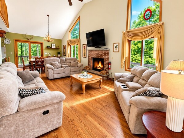 Smart TV, fireplace, table tennis