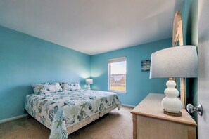 1 多间卧室、上网接入、床单