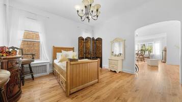 2 sovrum, strykjärn/strykbräda, wi-fi och sängkläder