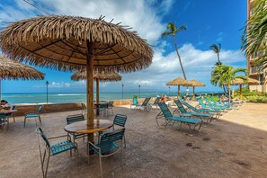 Outdoor dining - Royal Kahana 1211, Direct Ocean Views! (Lahaina)
