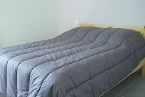 1 bedroom, iron/ironing board, WiFi