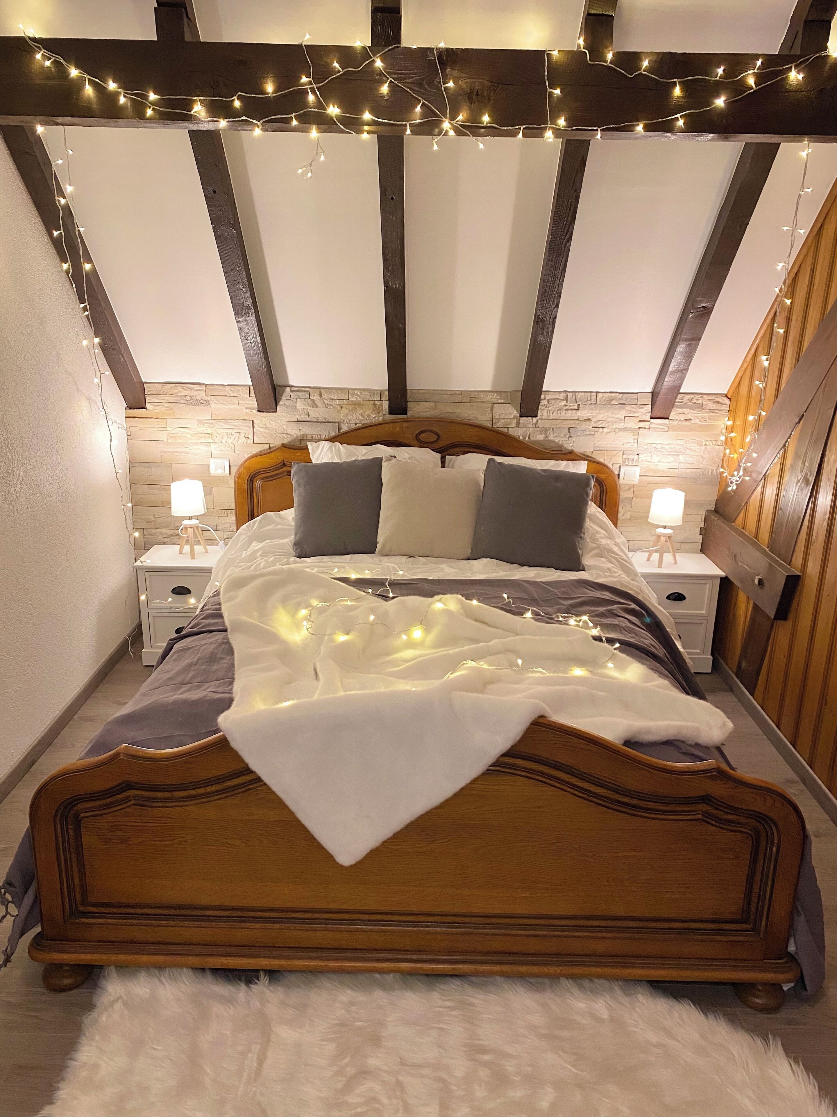 2 chambres, bureau, fer et planche à repasser, lit parapluie