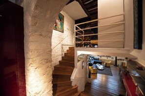 Interior - Your stay in the heart of Paris in a large duplex apartment. Saint Germain (Paris)