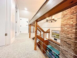 Interior - The Almost There - Cottage on the Kancamagus (Conway)
