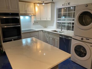 Fridge, microwave, oven, stovetop - 03) Tropical Suite on Treasure Island (New Port Richey)