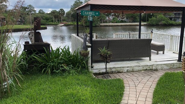 Unclassified image, 1 of 39, button - 03) Tropical Suite on Treasure Island (New Port Richey)