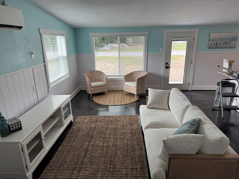 Castaway On Treasure Island Npr- Beautiful Waterfront Bungalow W/ Lanai & Kayaks - New Port Richey, FL