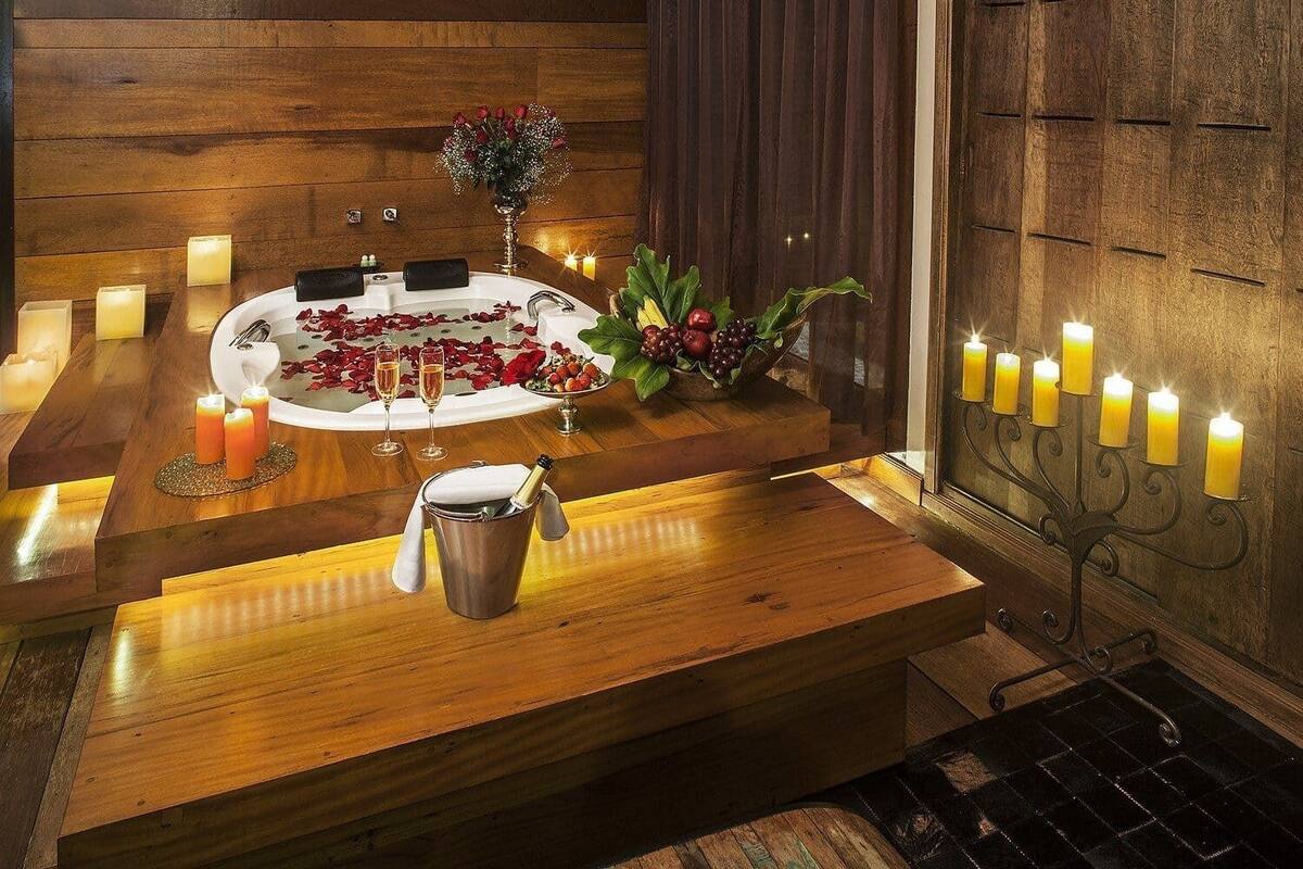 1 bedroom, desk, laptop workspace, WiFi (free)