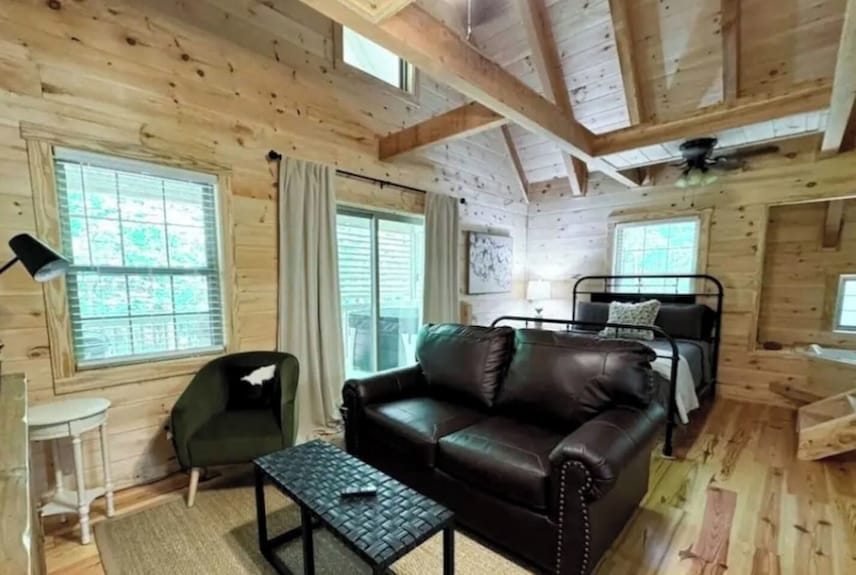 Robin's Nest Sleeps 6 - Alabama