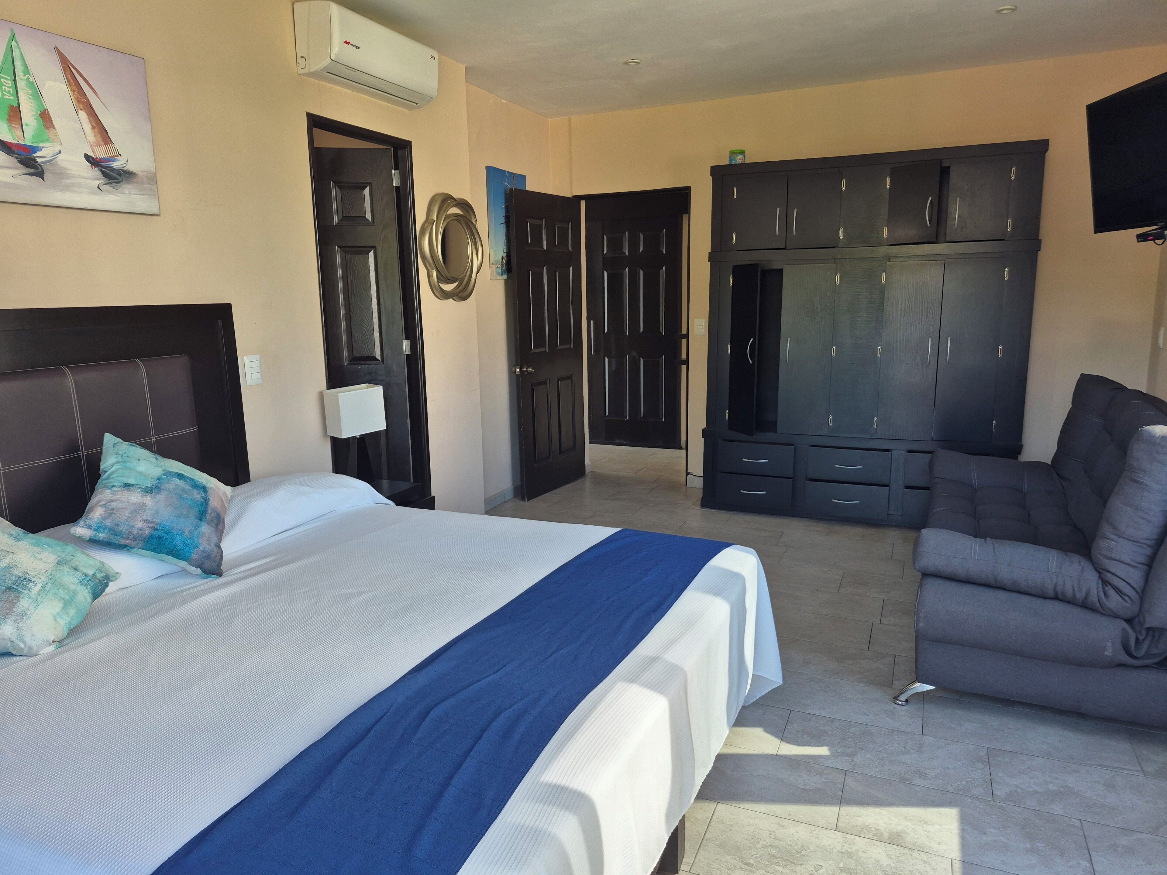 1 chambre, accès au Wi-Fi (inclus), literie fournie