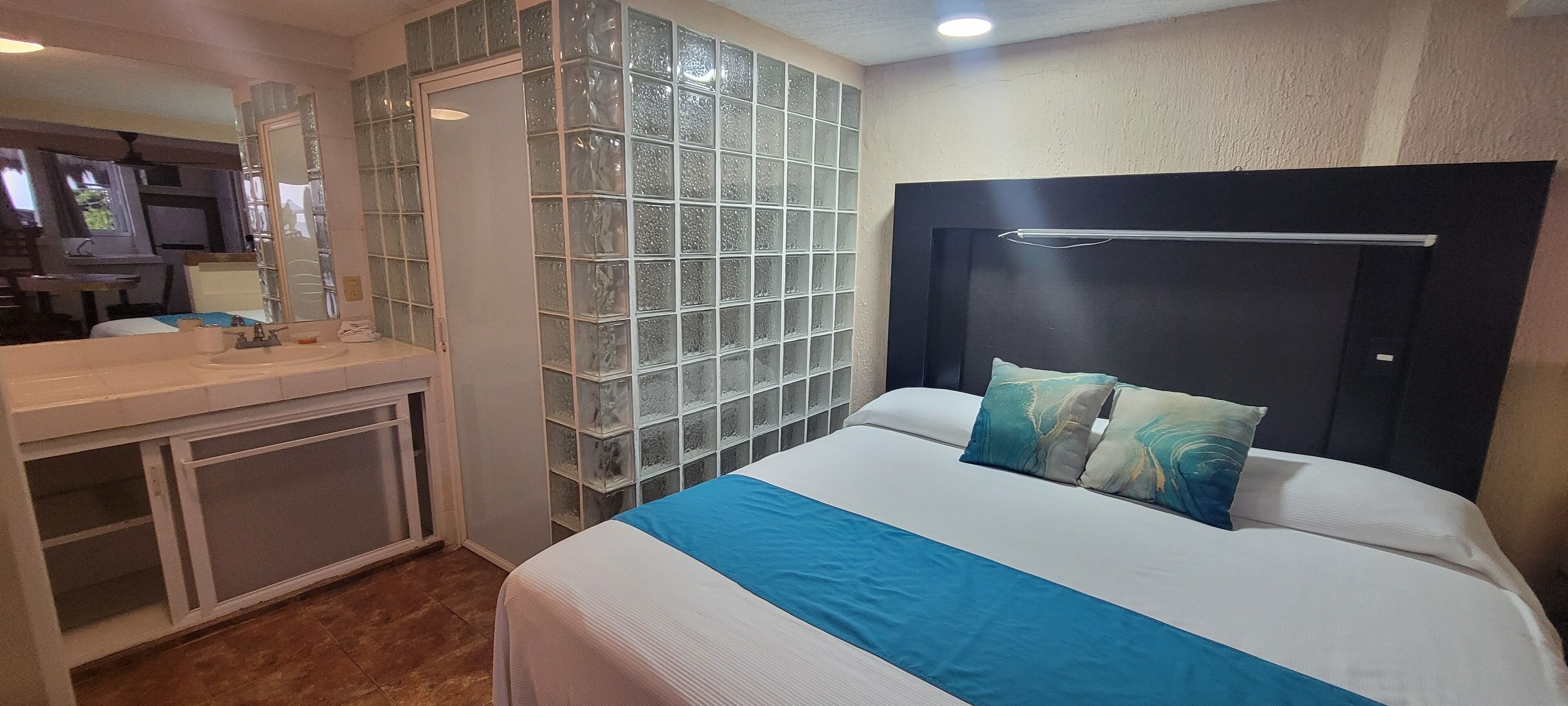 1 soverom, wi-fi (inkludert) og sengetøy