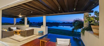 PH Condo Lago in El Encanto by Mita Residential. 6 Pax Golf-Cart, Plunge Pool, Golf View