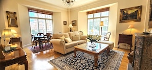 Smart TV, fireplace, printers