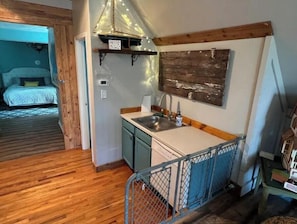 1 chambre, coffres-forts dans les chambres, fer et planche Ă repasser