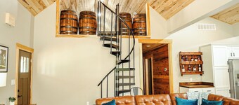 Country Cottage on the Bourbon Trail, near Bardstown, Peaceful, Family, Couples