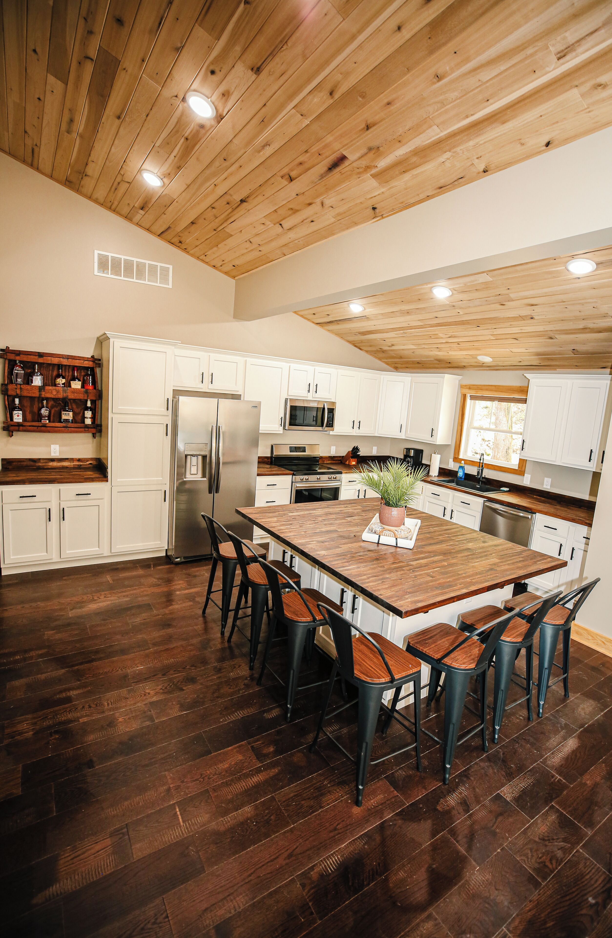 雪櫃、微波爐、焗爐、爐具